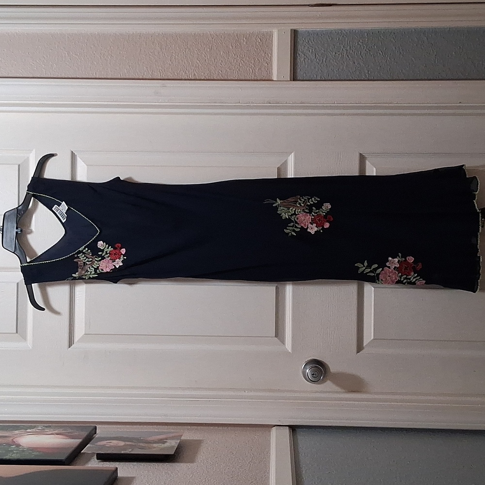 Robbie Bee Navy Floral Maxi Dress